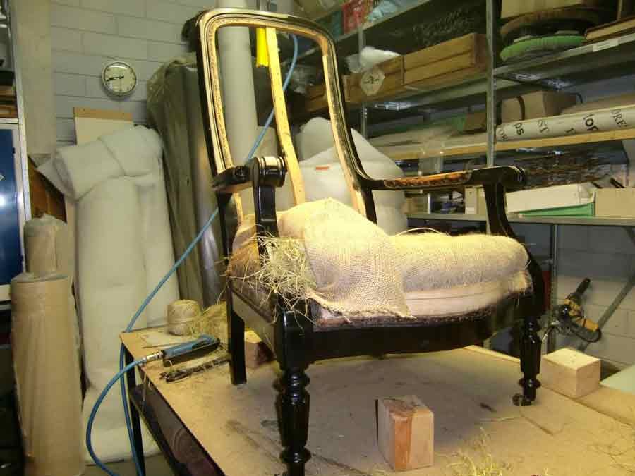 stoel opbouwen met crin vegetal vulling